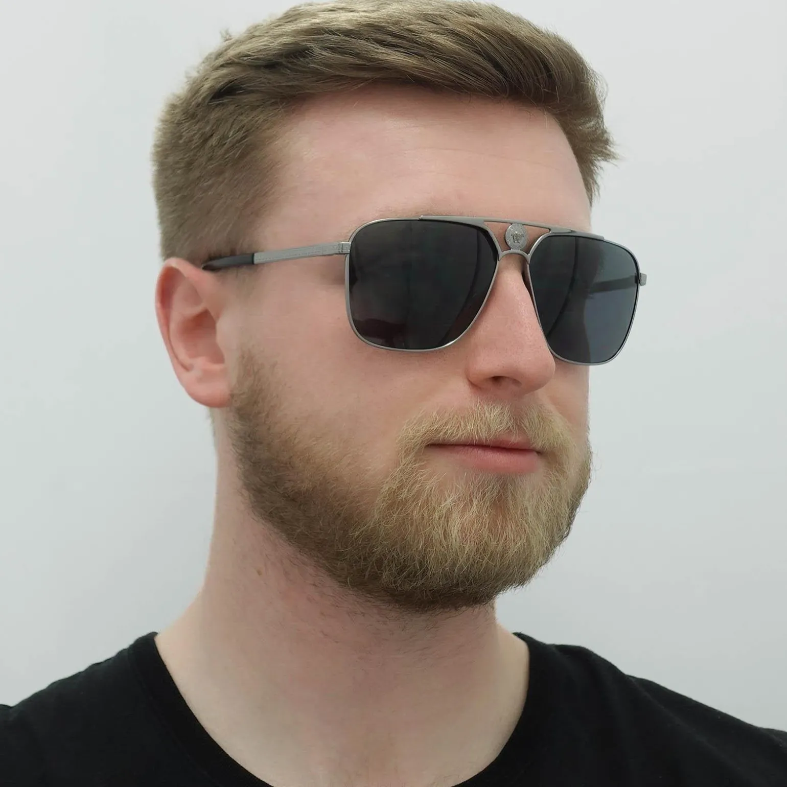 Versace Sunglasses VE2238 100181 Gunmetal Dark Grey Polarized